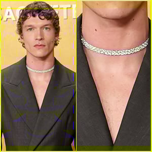 Connor Storrie mbajti një gjerdan me vlerë më shumë se 500 mijë dollarë në ceremoninë e ndarjes së çmimeve për aktorët