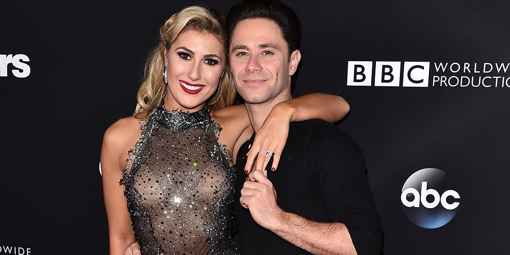 Os ex-namorados de Emma Slater e Sasha Farber provocam um ao outro em seu vídeo TikTok de infância Dancing with the Stars, Emma Slater, Sasha Farber | Notícias e fofocas sobre celebridades Entretenimento, fotos e vídeos
