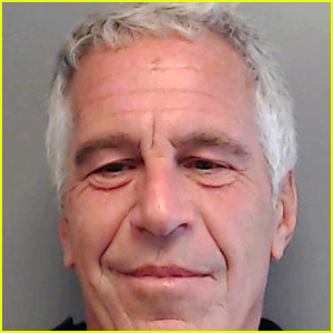 Jeffrey Epstein Prison Guard Googled Him Before Body Was Found in Jail