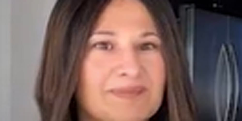 Roz Blanchard enfrenta reação negativa por causa da piada do TikTok sobre matar sua mãe | Dee Dee Blanchard, Cigana Rose Blanchard, Natalie Reynolds, TikTok | Notícias e fofocas sobre celebridades Entretenimento, fotos e vídeos