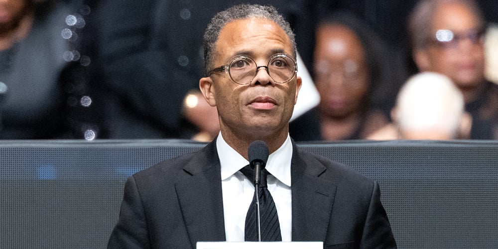 Jesse Jackson Jr. critica Barack Obama, Joe Biden e Bill Clinton pelos comentários que fez no funeral de seu pai | Barack Obama, Bill Clinton, Jesse Jackson, Jesse Jackson Jr, Joe Biden | Notícias e fofocas sobre celebridades Entretenimento, fotos e vídeos