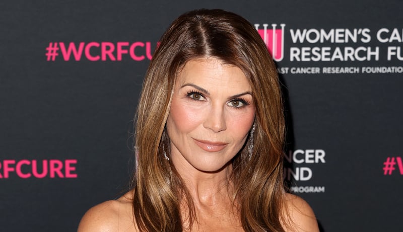 Lori Loughlin se torna viral aos 61 anos em look pós-divórcio | Laurie Loughlin | Notícias e fofocas sobre celebridades Entretenimento, fotos e vídeos