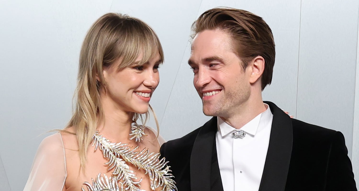 Suki Waterhouse impressiona festa do Oscar da Vanity Fair com co-estrela Robert Pattinson | Pós-festas do Oscar 2026, Robert Pattinson, Sookie Waterhouse | Notícias e fofocas sobre celebridades Entretenimento, fotos e vídeos