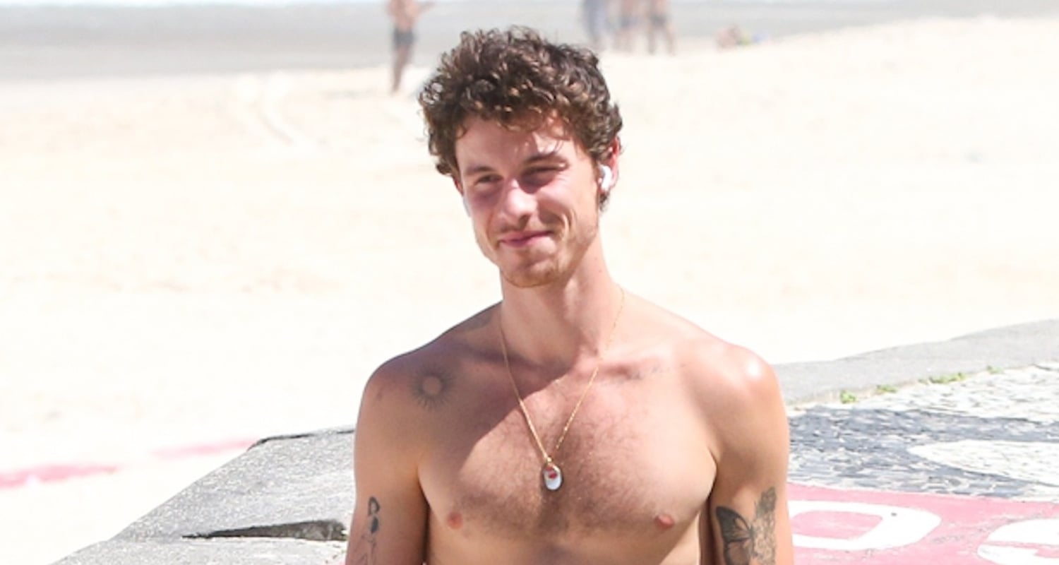 Shawn Mendes Goes Shirtless for Walk on the Beach in Rio de Janeiro | Shawn Mendes, Shirtless | Celebrity News and Gossip | Entertainment, Photos and Videos