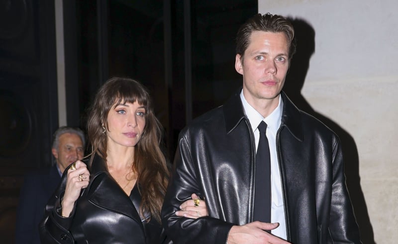 Bill Skarsgård faz uma rara aparição com sua namorada de longa data Alida Moberg | Alida Moberg, Bill Skarsgard | Notícias e fofocas sobre celebridades Entretenimento, fotos e vídeos