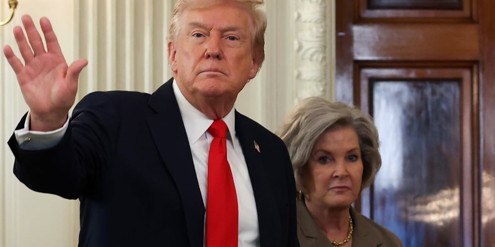 Chefe de gabinete de Trump, Susie Wiles, foi diagnosticada com câncer de mama e continuará tratamento Donald Trump, Susie Wiles | Notícias e fofocas sobre celebridades Entretenimento, fotos e vídeos