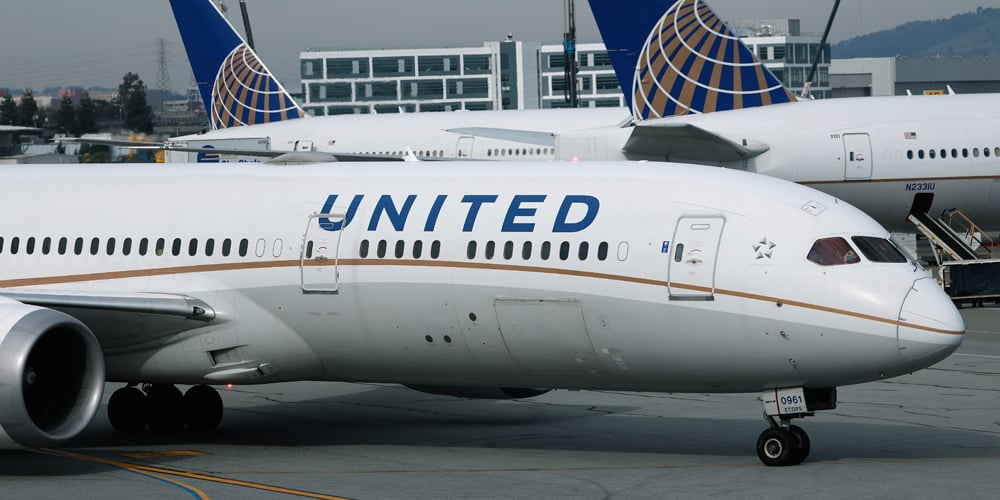 Passageiro relembra ‘sensação surreal’ após voo da United Airlines fazer pouso de emergência | Califórnia, interesse humano | Notícias e fofocas sobre celebridades Entretenimento, fotos e vídeos