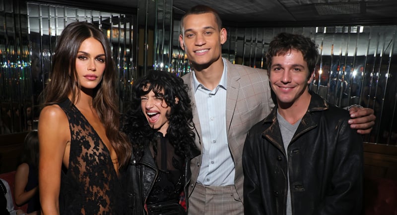 Dê uma olhada na festa da Vanity Fair organizada por jovens estrelas de Hollywood como Kaia Gerber, Tyreeke Withers e muito mais! | Alex Warren, AnnaSophia Robb, Brandon Perea, Chase Infiniti, Chloe Bailey, Jack Raynor, Jake Shane, Kaia Gerber, Lana Condor, Leni Klum, Nicolas Alexander Chavez, Odessa Azion, Olivia Jade, Paris Jackson, Modelo, Storm Reid, Ky LARrick com | Notícias e fofocas sobre celebridades Entretenimento, fotos e vídeos