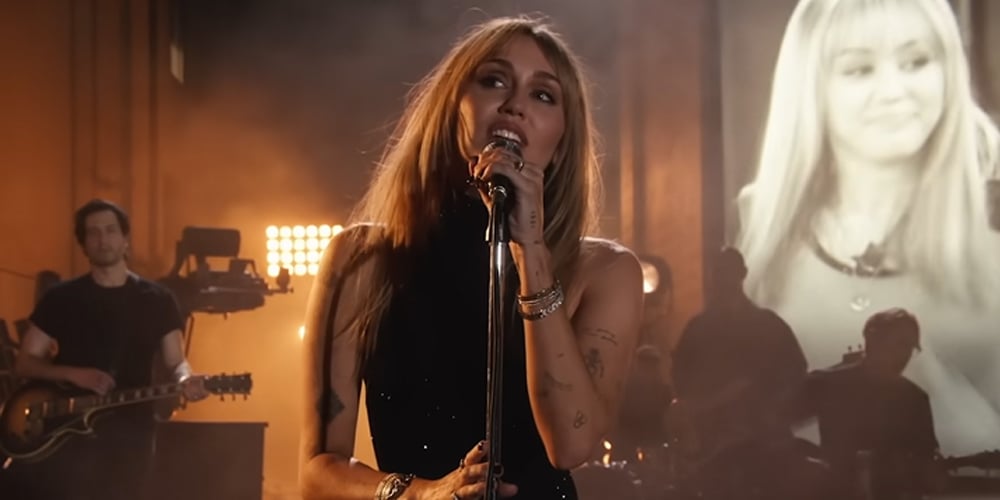'Younger You' Lyrics & Meaning: Miley Cyrus Song Pays Tribute to 'Hannah Montana' & Her Fans
