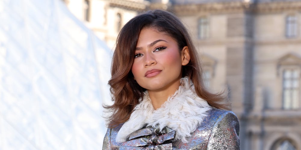 Veja se Zendaya usou “Holland” ou “Coleman” como sobrenome na certidão de casamento que assinou! | Tom Holland, Zendaya | Notícias e fofocas sobre celebridades Entretenimento, fotos e vídeos