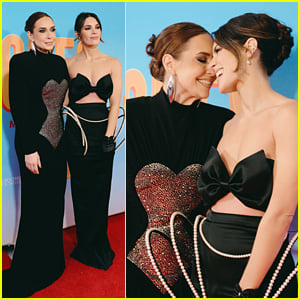 Broadway's 'Beaches' Stars Jessica Vosk & Kelli Barrett Celebrate Opening of New Musical