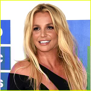 Britney Spears Voluntarily Checks Into Rehab After March DUI Arrest