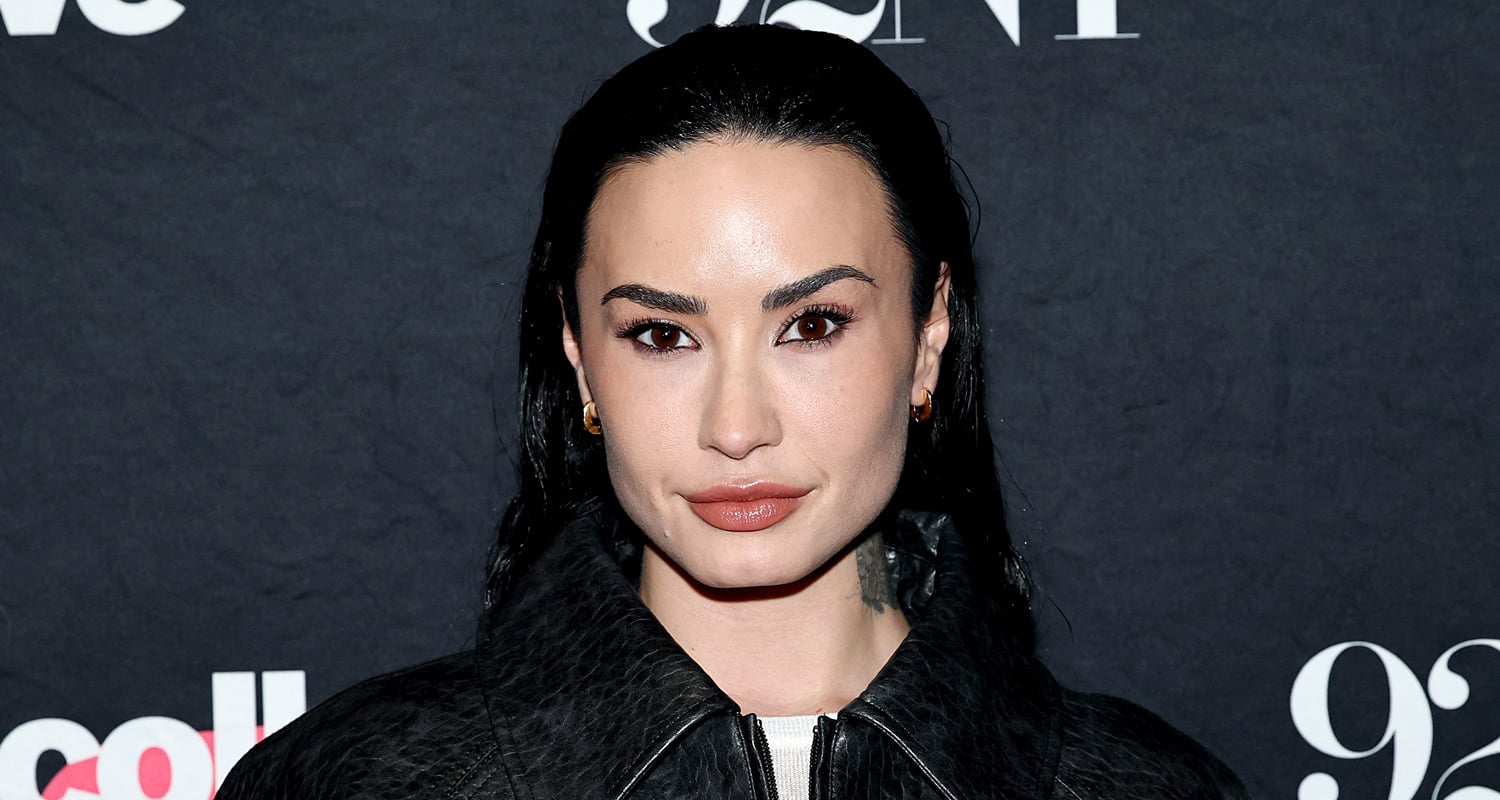 Demi Lovato Talks Reuniting With Selena Gomez & Joe Jonas at 'It's Not That Deep Tour'