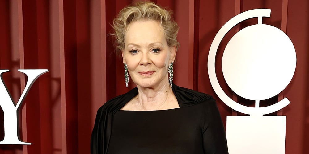 Jean Smart Had to Get a Triple Bypass Heart Surgery While Filming ‘Hacks’ Season 3: ‘You Start to Feel So Fragile’ | Hacks, Hannah Einbinder, Jean Smart | Celebrity News and Gossip | Entertainment, Photos and Videos