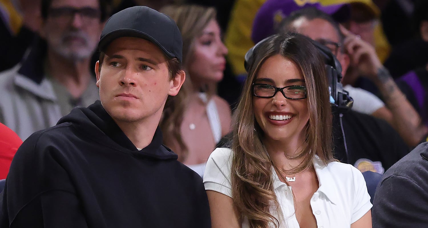 Justin Herbert Calls Girlfriend Madison Beer His ‘World’ In First Instagram Post With Her | Justin Herbert, Madison Beer | Celebrity News and Gossip | Entertainment, Photos and Videos