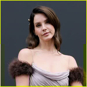  Lana Del Rey Sings Theme Song for James Bond '007' Video Game