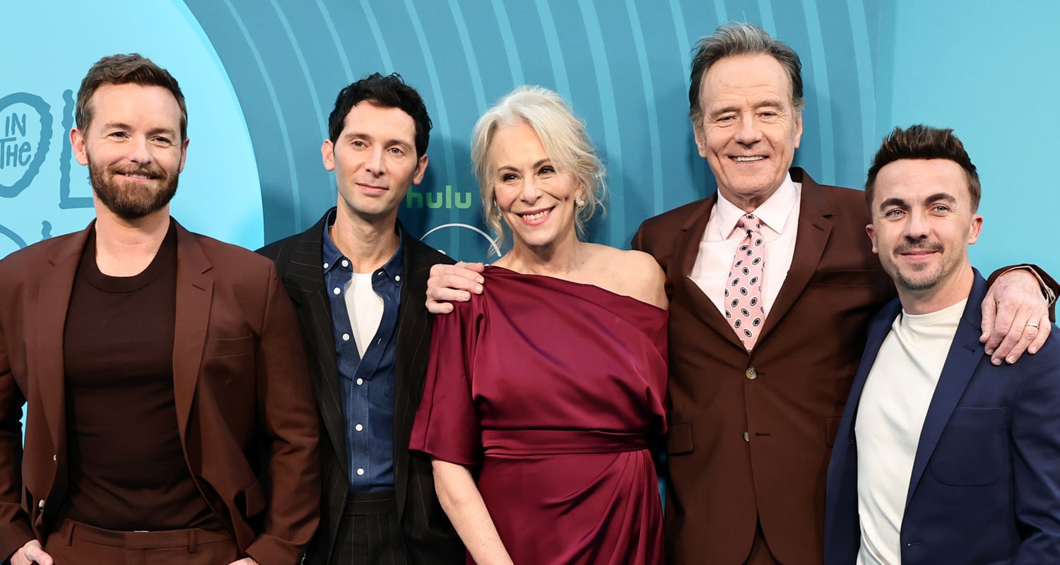 Frankie Muniz, Bryan Cranston & More Reunite For ‘Malcolm in the Middle’ Revival Premiere in NYC