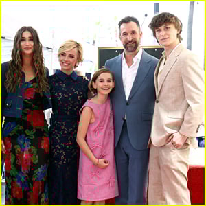 Noah Wyle Makes Rare Appearance with His Wife & 3 Kids at Hollywood Walk of Fame Ceremony