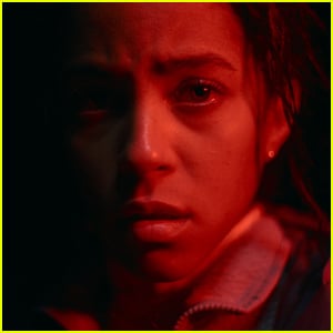 Paramount Shares Trailer & Poster for Buzzy Horror Film 'Passenger' - Watch Now!