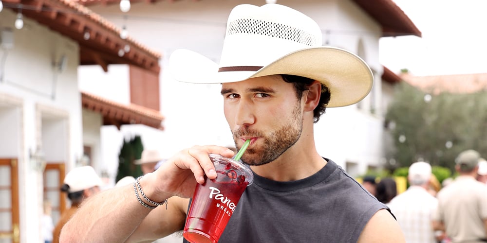 Robbie G.K. Shows Off Muscular Arms in Fitted Tank at Stagecoach Weekend