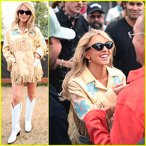 Sydney Sweeney &amp; Scooter Braun Meet Up with Diplo at Stagecoach Festival 2026