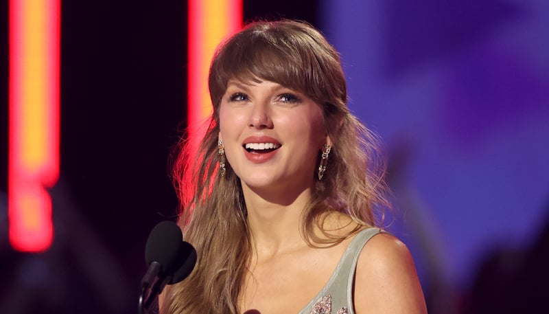 'American Idol' to Host Taylor Swift Night for Top 7 Contestants Next Week, Superfan Nikki Glaser to Guest Judge