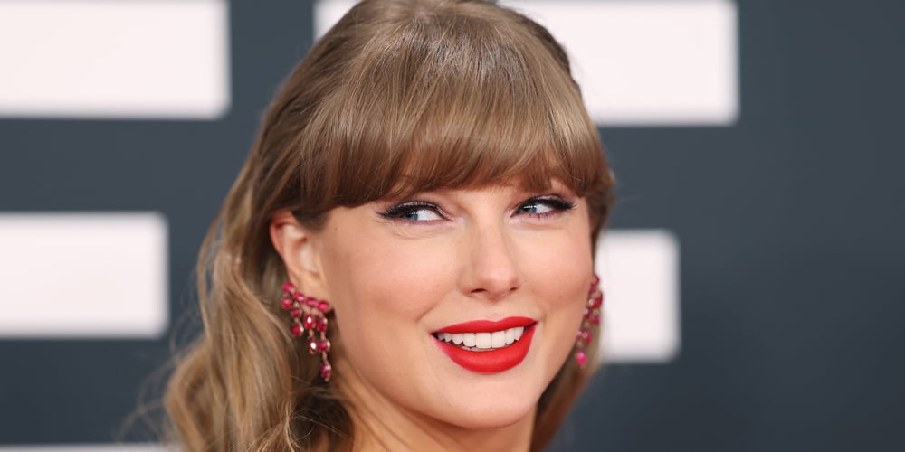 Elizabeth Taylor Estate Reacts to Taylor Swift’s Music Video Tribute | Elizabeth Taylor, Music, Taylor Swift | Celebrity News and Gossip | Entertainment, Photos and Videos