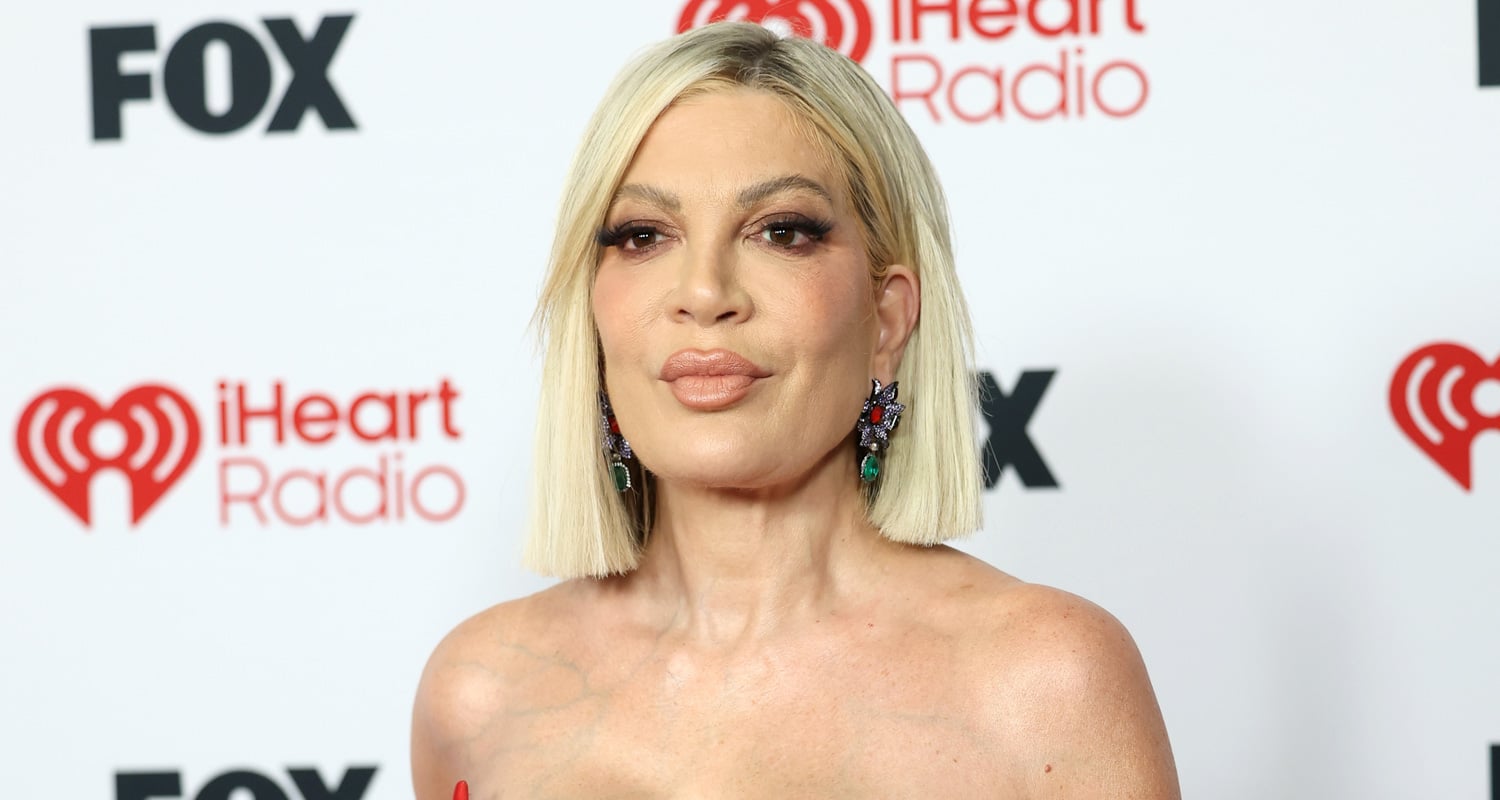 Tori Spelling Involved In Car Accident, Taken to Hospital For Evaluation | Tori Spelling | Celebrity News and Gossip | Entertainment, Photos and Videos Tori Spelling Involved In Car Accident, Taken to Hospital For Evaluation | Tori Spelling | Celebrity News and Gossip | Entertainment, Photos and Videos